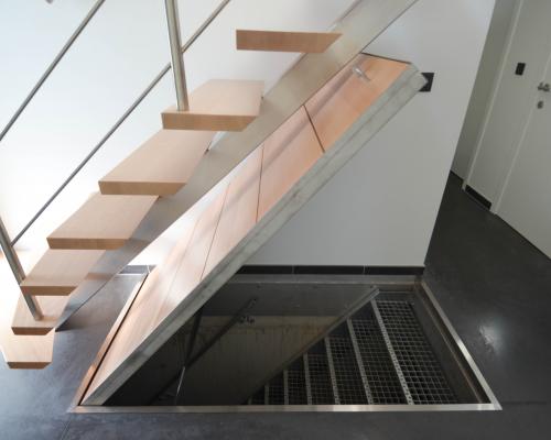Kelderluik - Hout - Inox - Manueel - Binnen