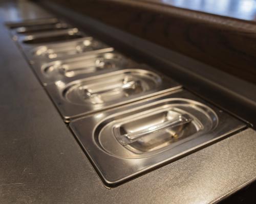 Bar Horeca - Werkblad - Spoelbak - Vershoudbakjes - Opvanggoot - Inox - Excentrisch geschuurd 