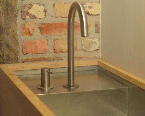 Interieur - Lavabo - Spoelbak - Inox excentrisch geschuurd