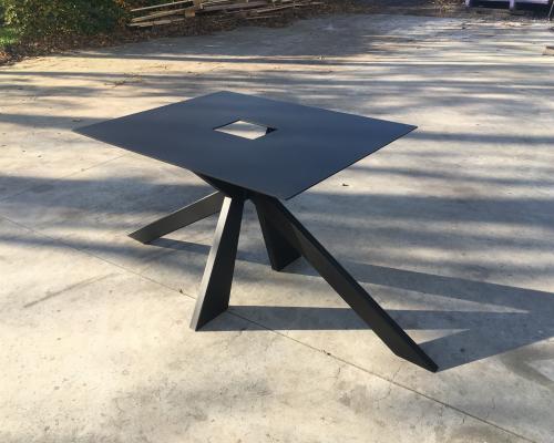 Tafels en onderstellen - Onderstel eettafel - Staal gelakt