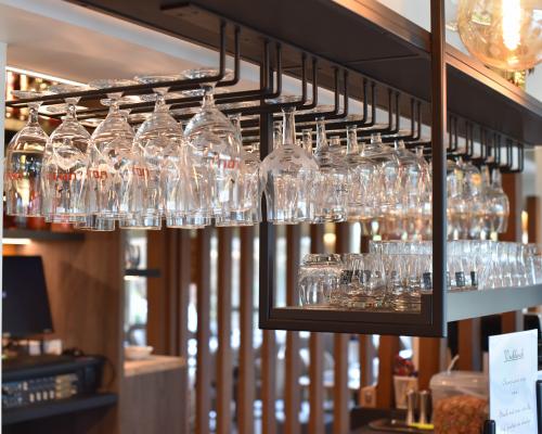 Toebehoren horeca - Glazenrek - Staal gelakt
