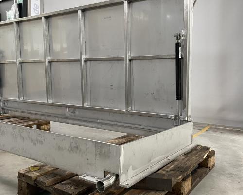 0034361 Kelderluik - Tegel - Inox - Manueel - Buiten - Afvoergoot