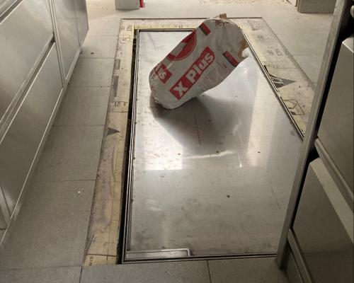 0034587 Kelderluik - Tegel - Inox - Manueel - Binnen