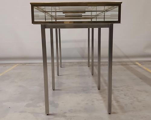 Tafels en onderstellen - Onderstel messing kast - Inox + Restauratie kast
